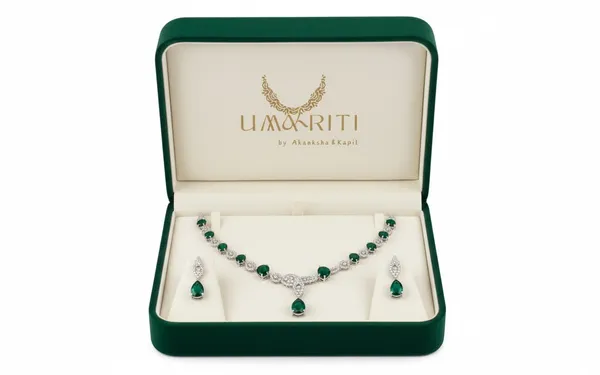 Silver_Emerald_Royale_Grand_Necklace_Set_For_Women